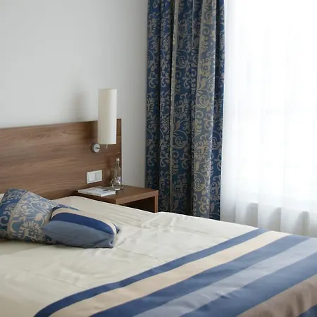 Zar-hotel Vitalis מלון 3*